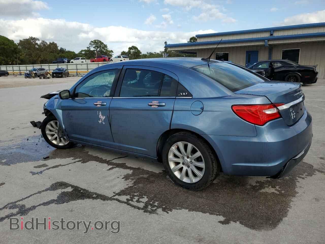 2011 CHRYSLER 200 - VIN: 1C3BC1FB4BN539780 - Фото 2