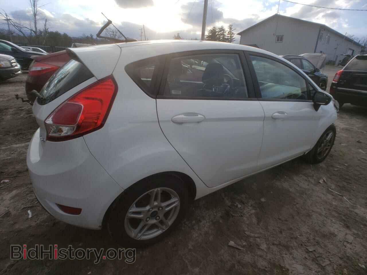2017 FORD FIESTA - VIN: 3FADP4EJ2HM130897 - Фото 3