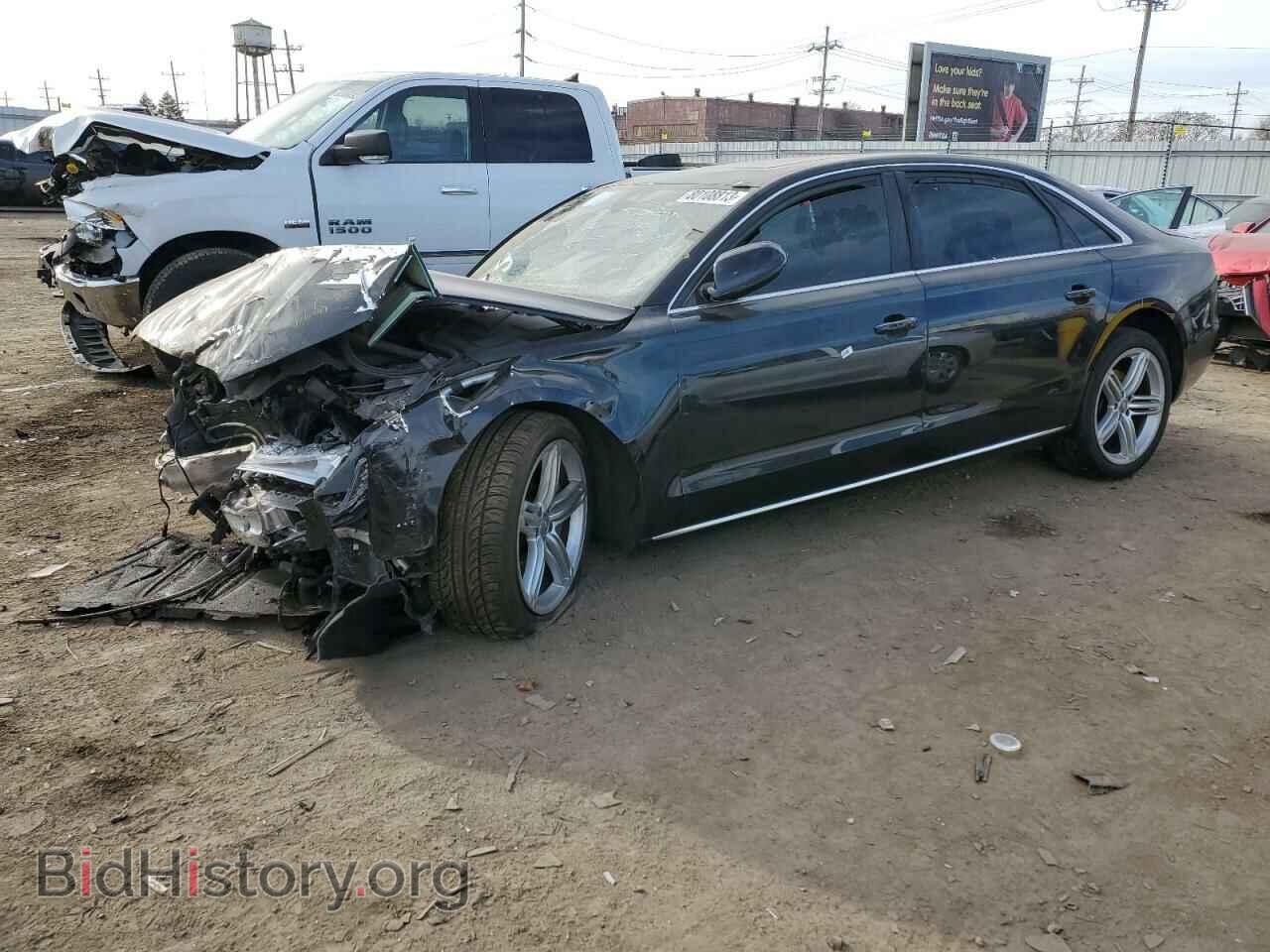 Фотография WAURGAFD9DN004542 - AUDI A8 2013