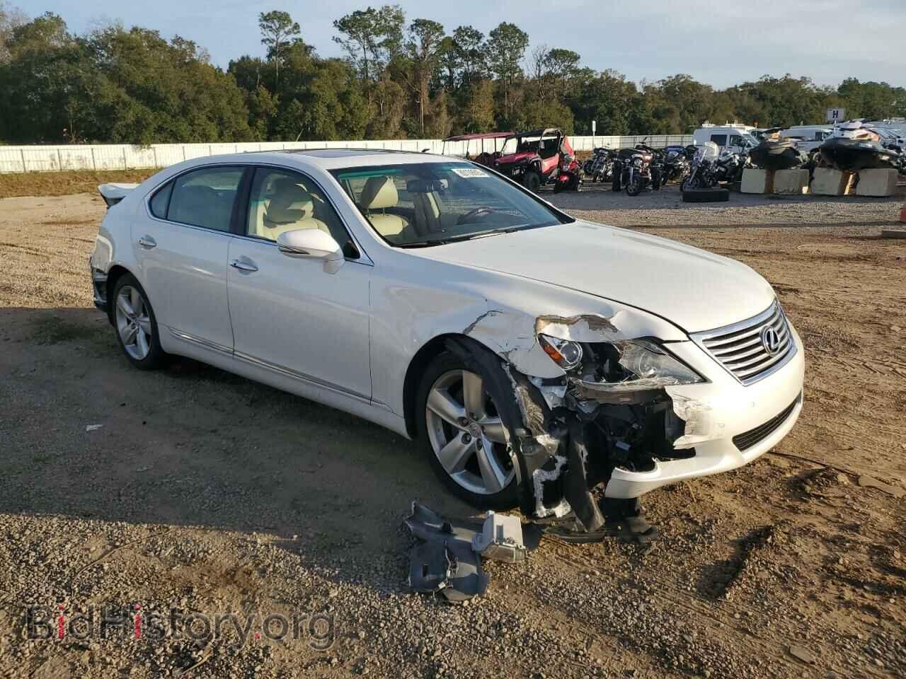 2011 LEXUS LS460 - VIN: JTHGL5EF1B5044500 - Photo 4