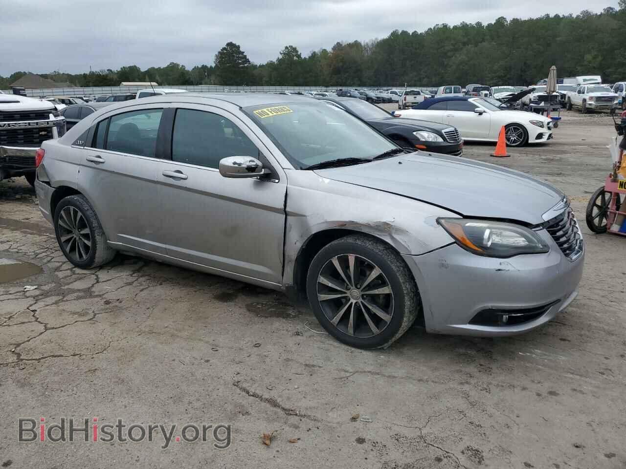 2013 CHRYSLER 200 - VIN: 1C3CCBBB0DN602473 - Фото 4