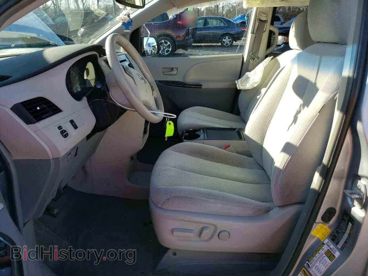 2011 TOYOTA All Models - VIN: 5TDKK3DC5BS147861 - Фото 7