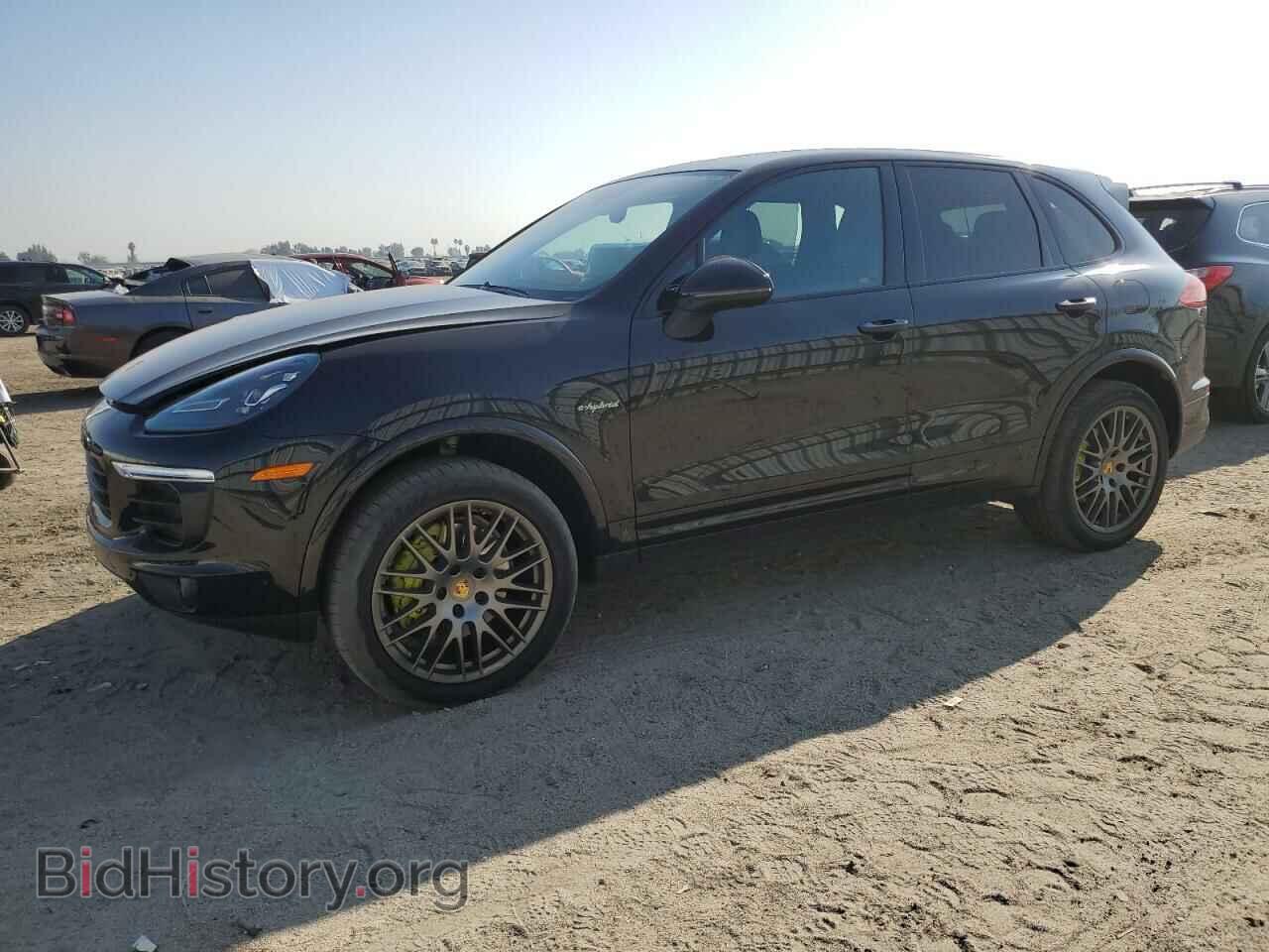Фотография WP1AE2A20JLA71280 - PORSCHE CAYENNE 2018