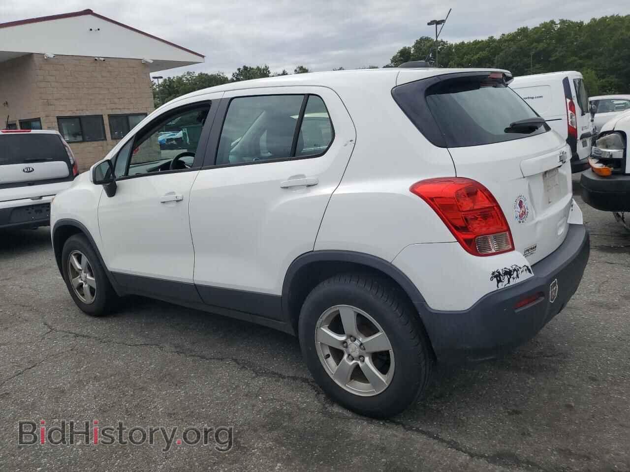 2015 CHEVROLET TRAX - VIN: 3GNCJPSB0FL251461 - Фото 2