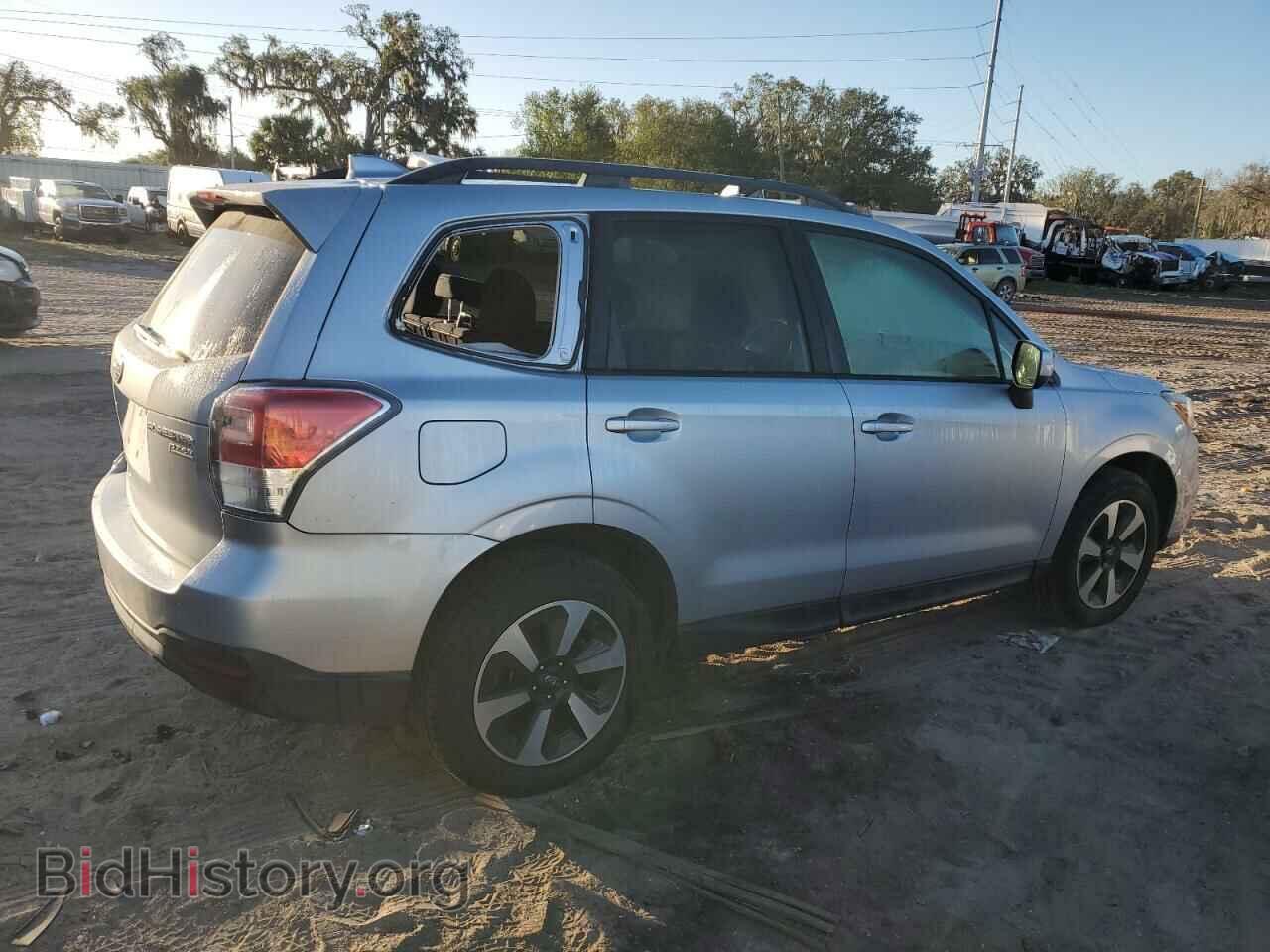 2017 SUBARU FORESTER - VIN: JF2SJAEC6HH521141 - Фото 3