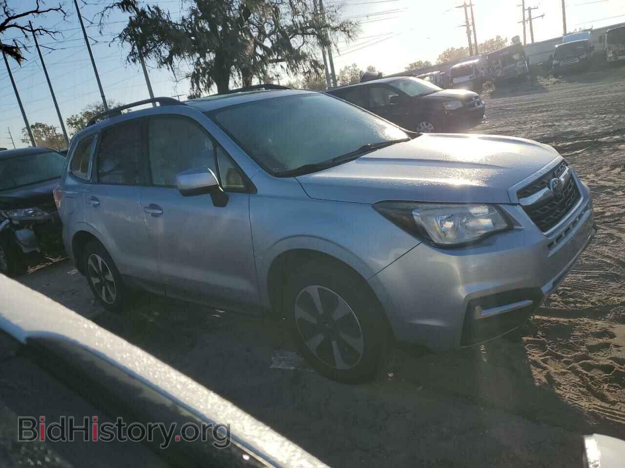2017 SUBARU FORESTER - VIN: JF2SJAEC6HH521141 - Фото 4