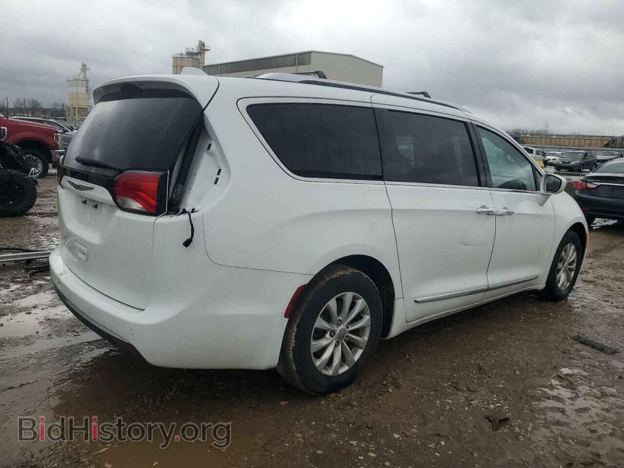 2019 CHRYSLER PACIFICA - VIN: 2C4RC1BG6KR704758 - Photo 3