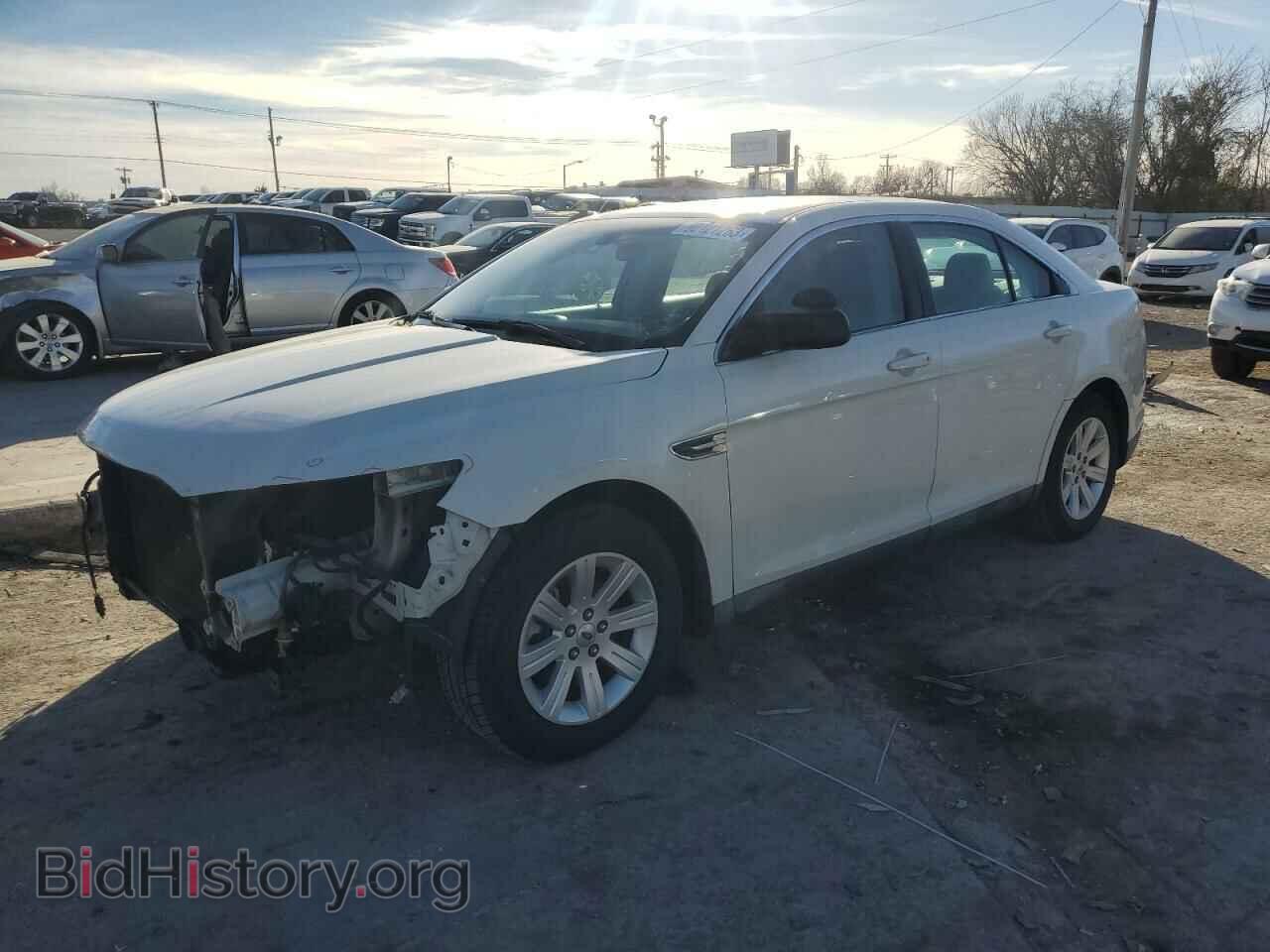 Photo 1FAHP2DW3AG135562 - FORD TAURUS 2010