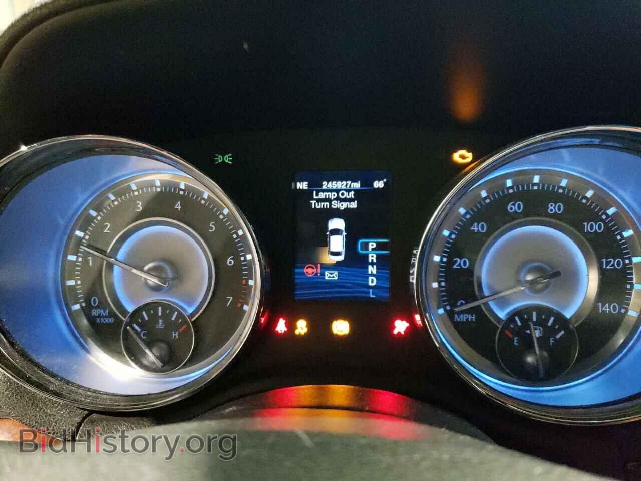 2012 CHRYSLER 300 - VIN: 2C3CCACG1CH243209 - Photo 9