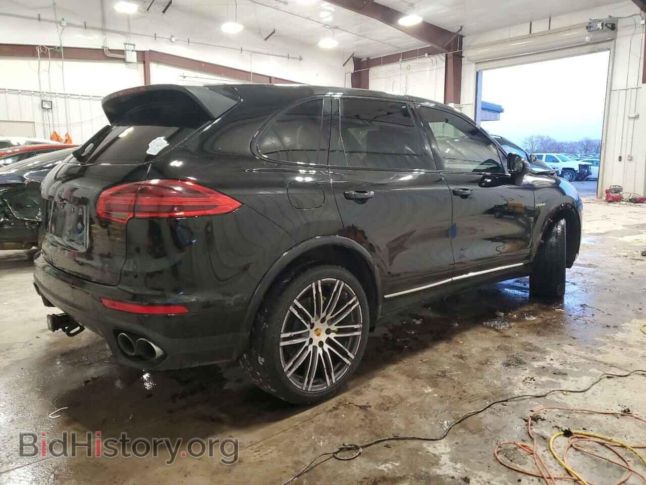 2017 PORSCHE CAYENNE - VIN: WP1AE2A23HLA72272 - Фото 3