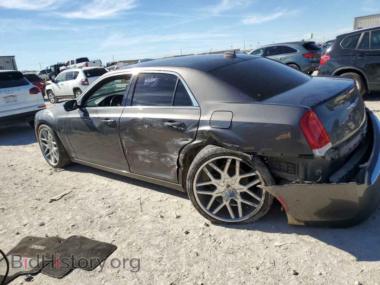 2017 CHRYSLER 300 - VIN: 2C3CCAAG6HH580081 - Фото 2