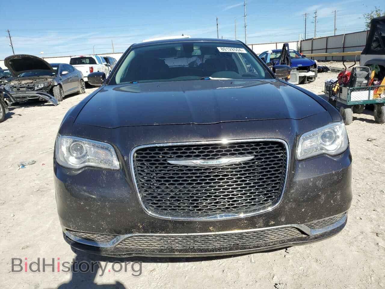 2017 CHRYSLER 300 - VIN: 2C3CCAAG6HH580081 - Фото 5