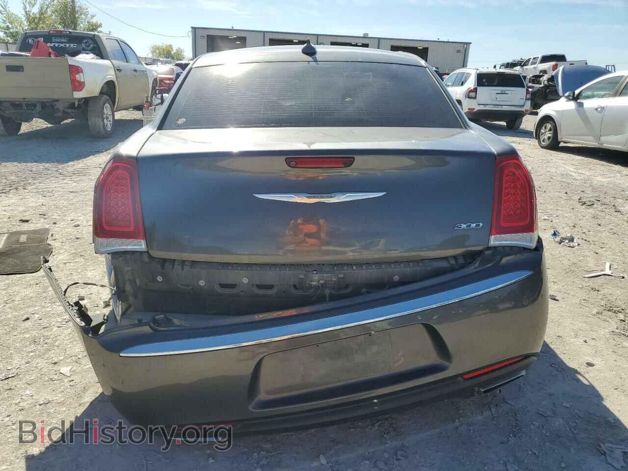 2017 CHRYSLER 300 - VIN: 2C3CCAAG6HH580081 - Фото 6