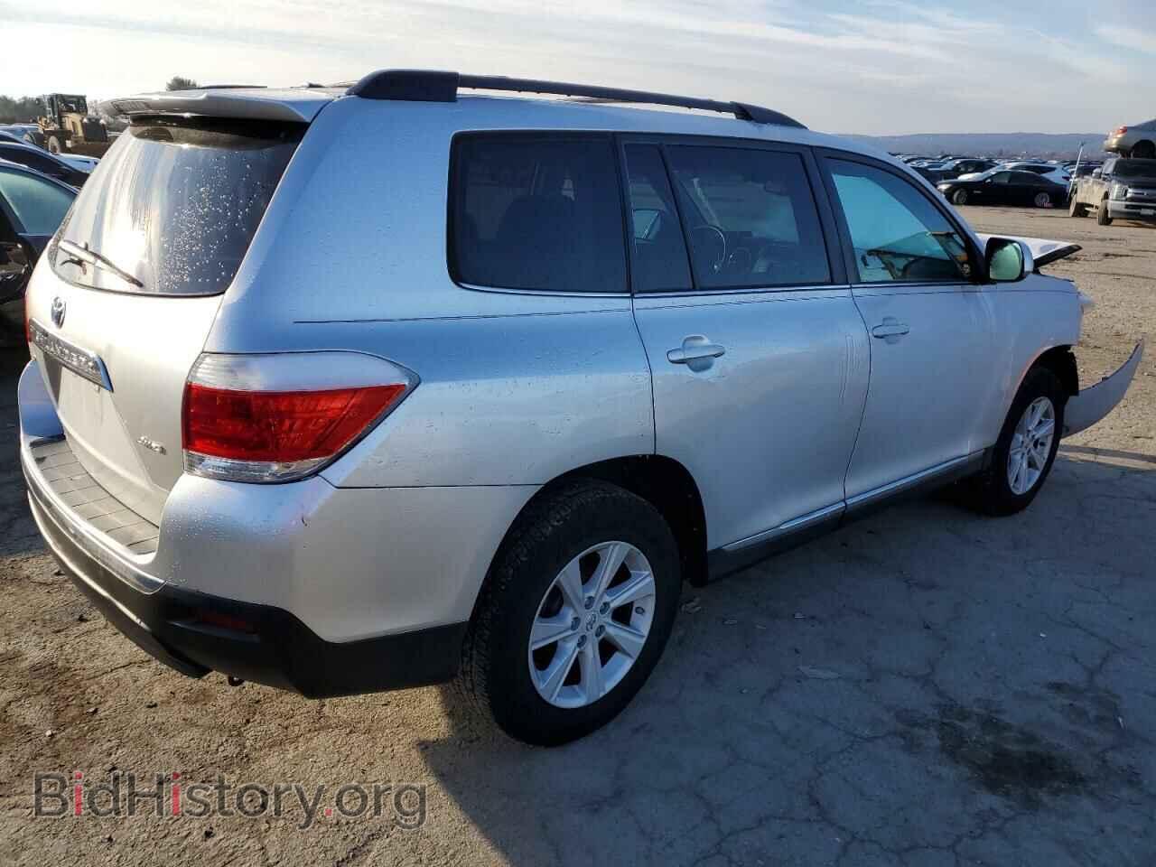 2012 TOYOTA HIGHLANDER - VIN: 5TDBK3EHXCS144238 - Фото 3