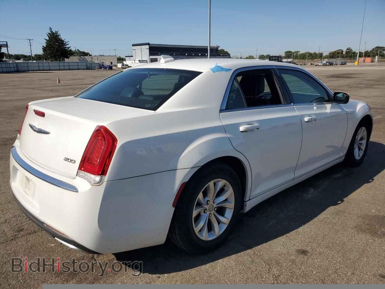 2015 CHRYSLER 300 - VIN: 2C3CCAAG2FH769436 - Фото 3