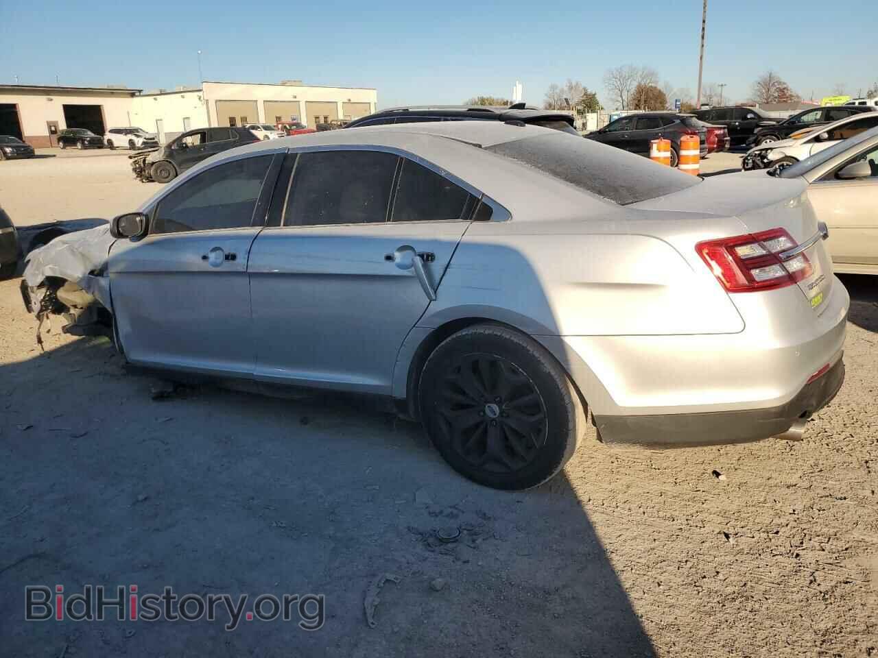 2015 FORD TAURUS - VIN: 1FAHP2F82FG106138 - Фото 2