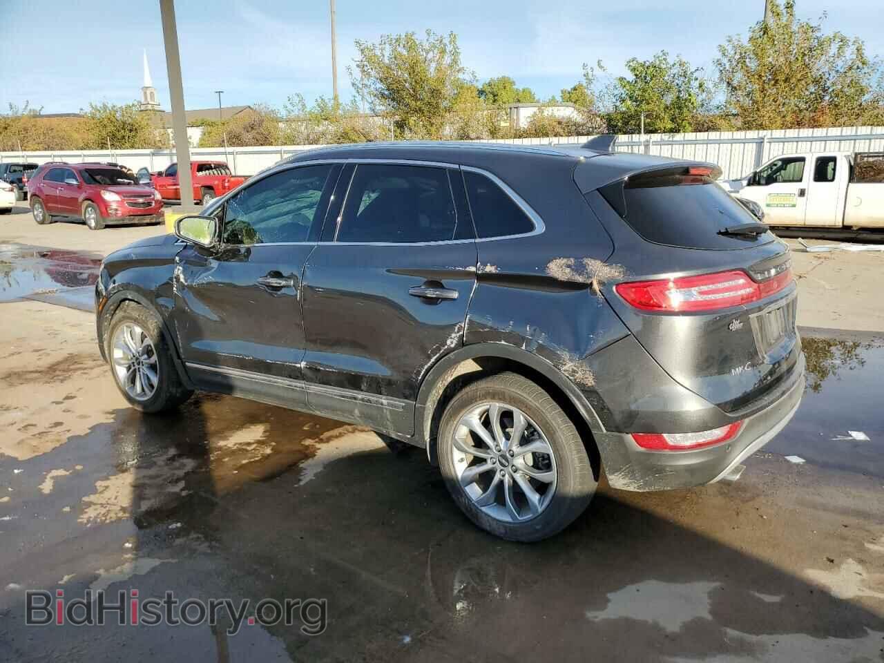 2019 LINCOLN MKC - VIN: 5LMCJ2C90KUL21976 - Photo 2