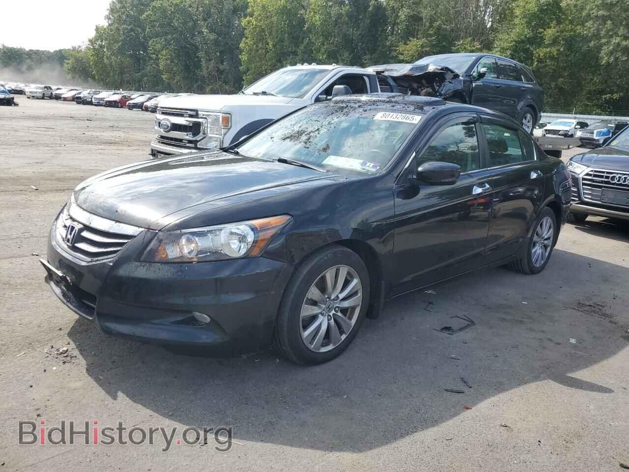 Фотография 1HGCP3F84BA011170 - HONDA ACCORD 2011