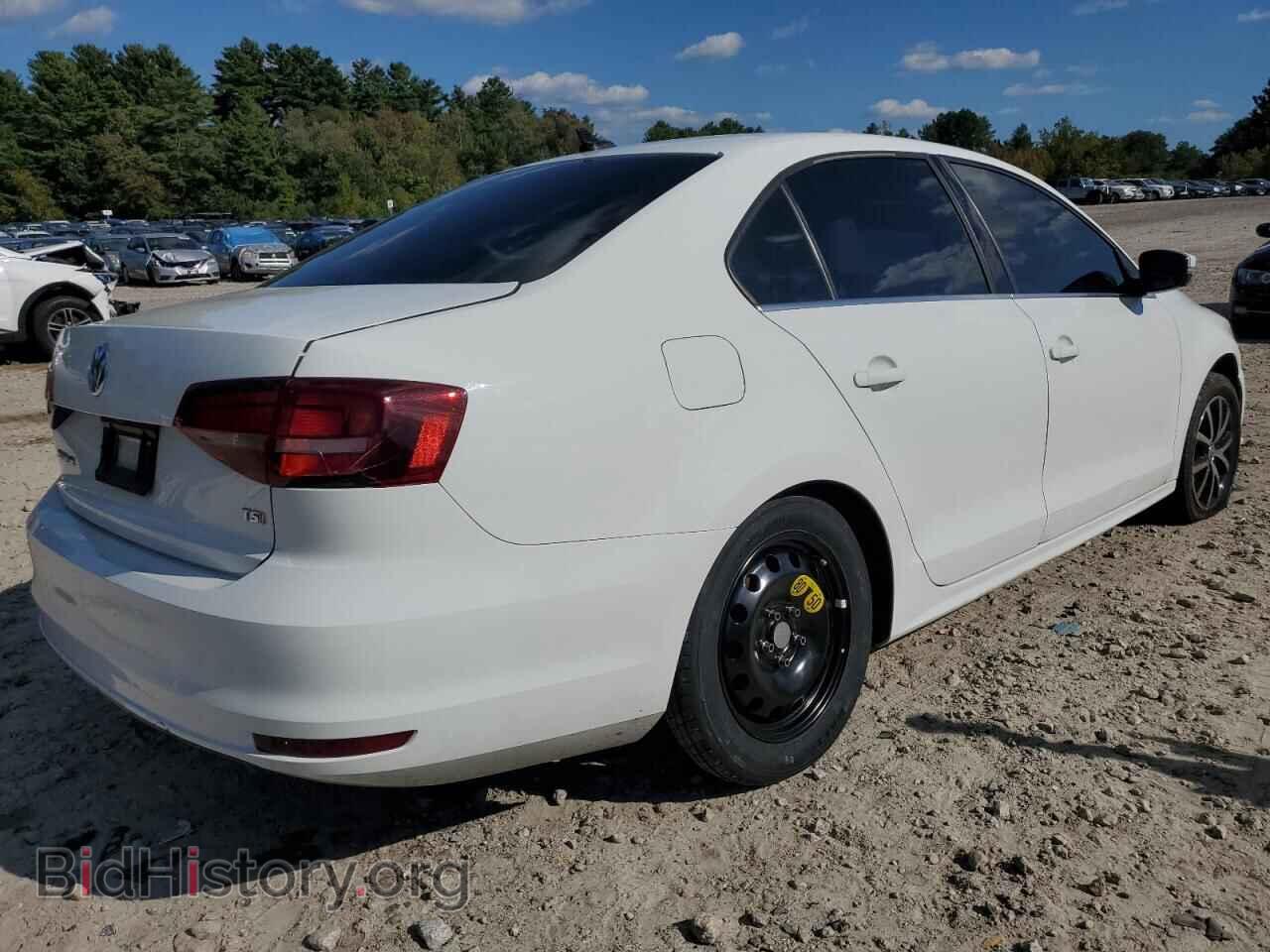 2018 VOLKSWAGEN JETTA - VIN: 3VWDB7AJ1JM253626 - Фото 3