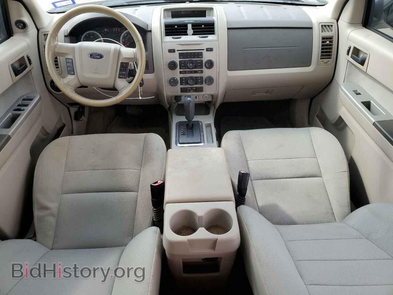 2011 FORD ESCAPE - VIN: 1FMCU0DG1BKB03021 - Фото 8