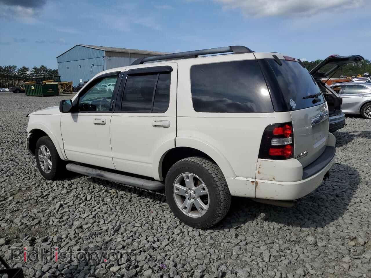 2010 FORD EXPLORER - VIN: 1FMEU7DE0AUA11028 - Фото 2