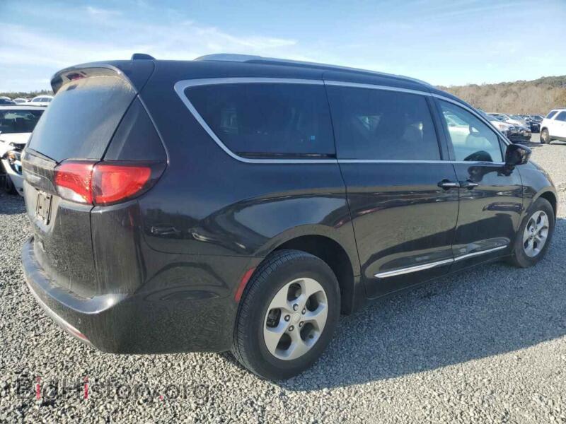 2017 Chrysler PACIFICA (VIN 2C4RC1EG1HR584565) — photo 3 of 13