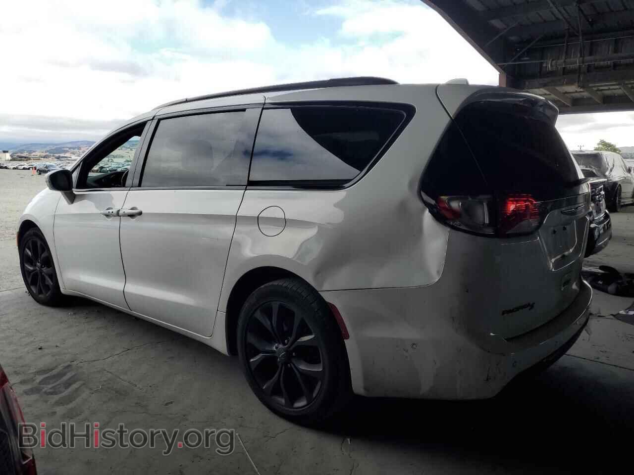 2019 CHRYSLER PACIFICA - VIN: 2C4RC1GG6KR598336 - Фото 2