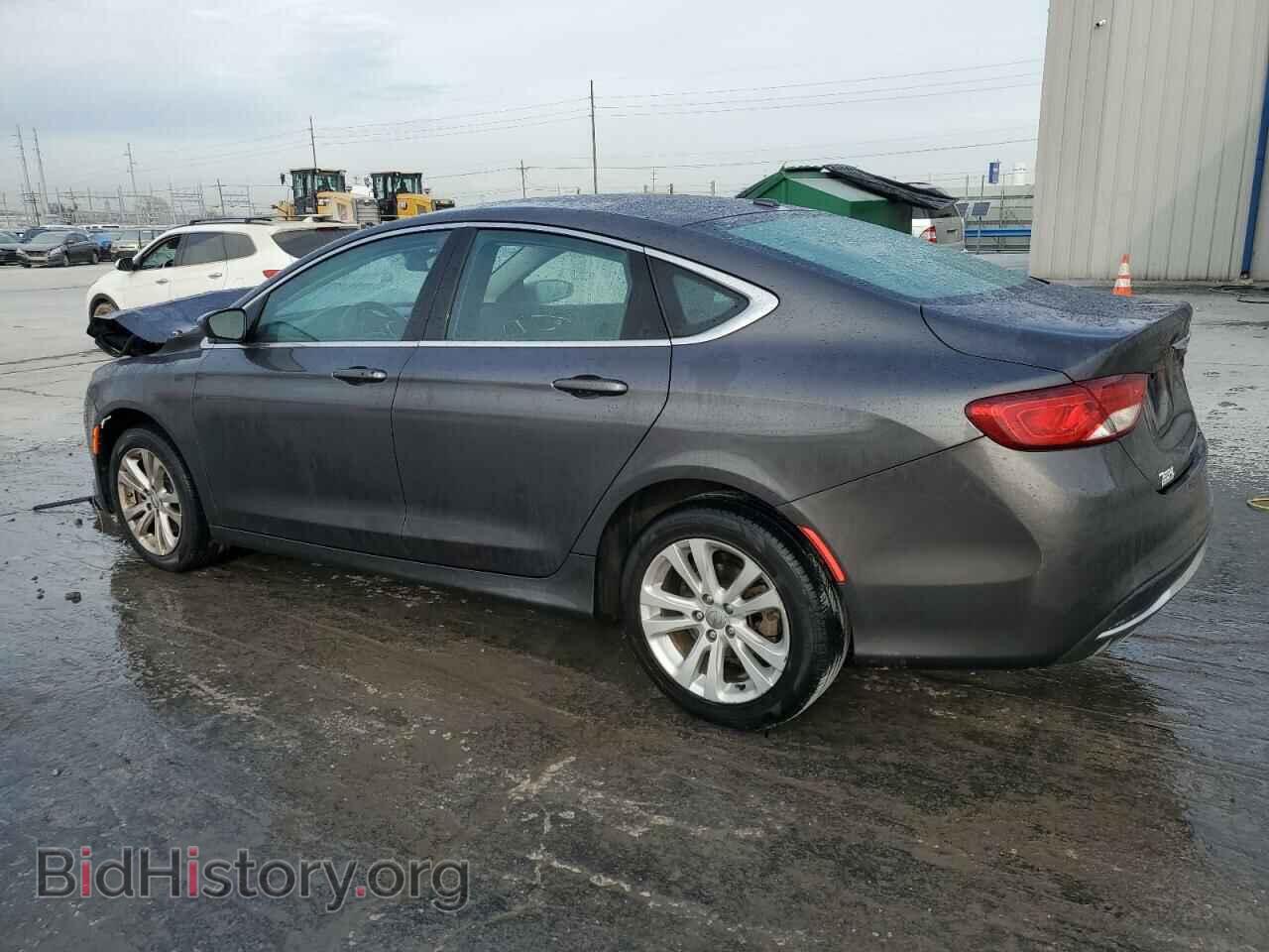 2015 CHRYSLER 200 - VIN: 1C3CCCABXFN747420 - Фото 2