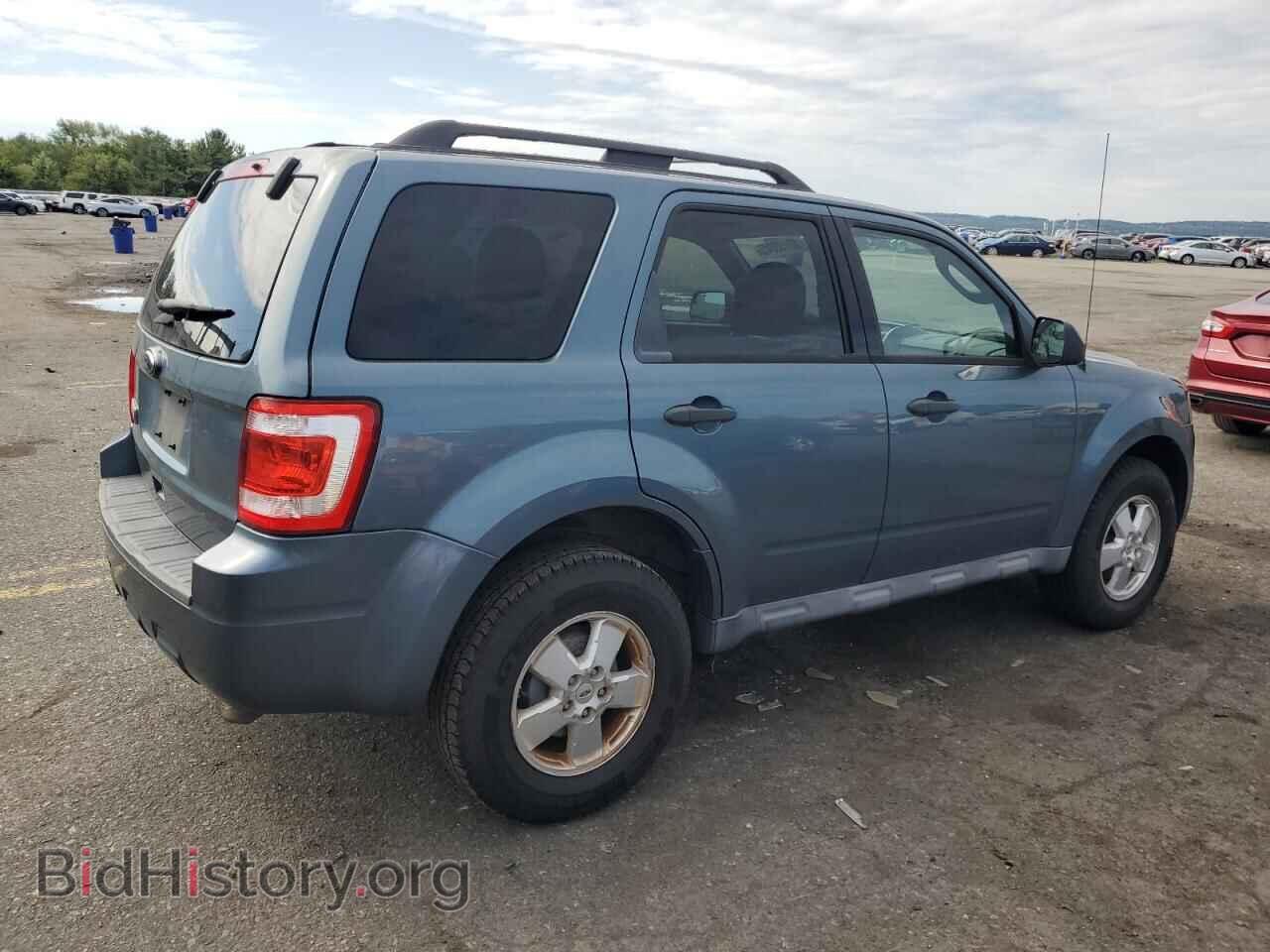 2011 FORD ESCAPE - VIN: 1FMCU0D72BKC08313 - Фото 3