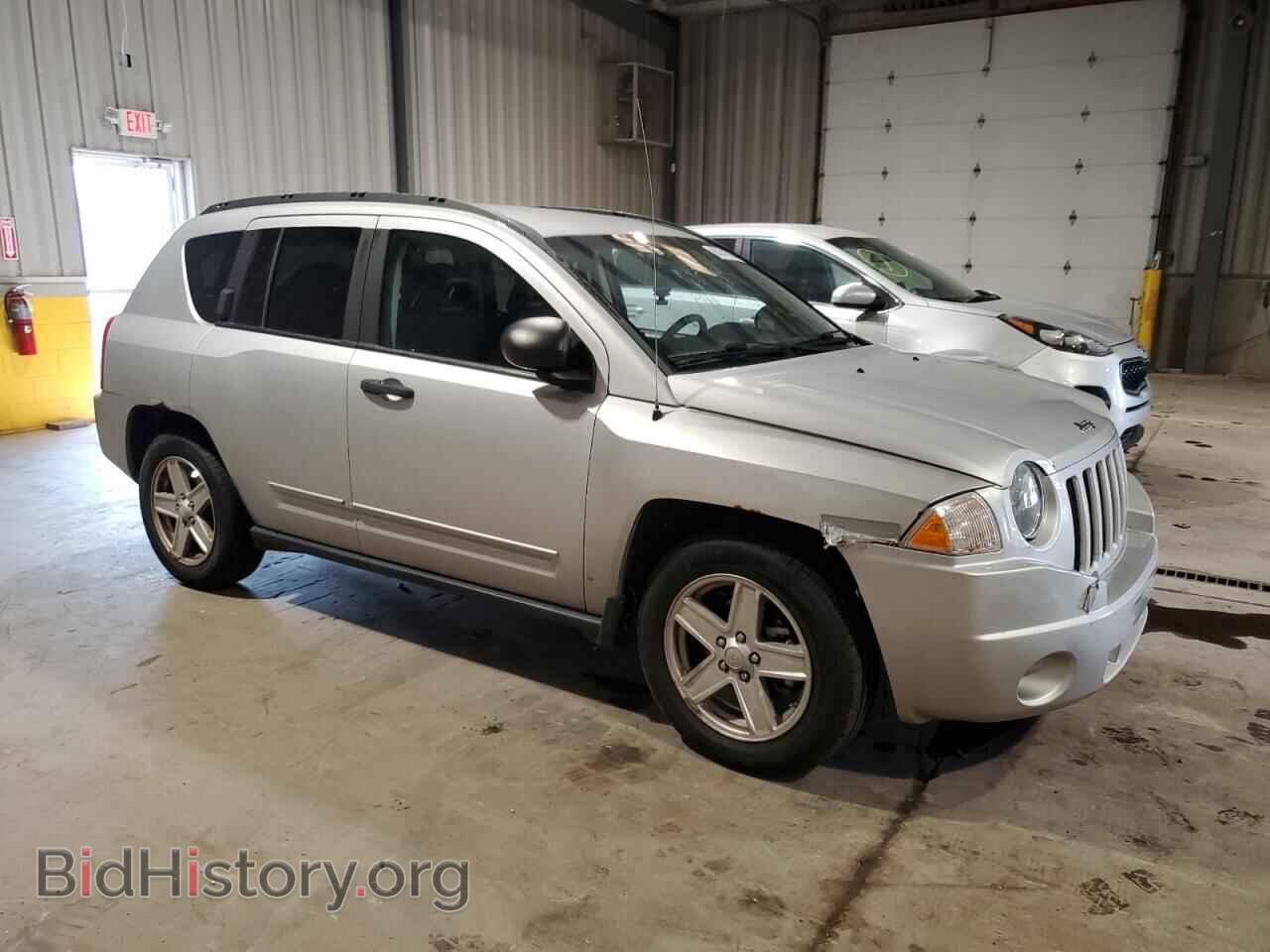 2009 JEEP COMPASS - VIN: 1J4FF47B39D201169 - Фото 4