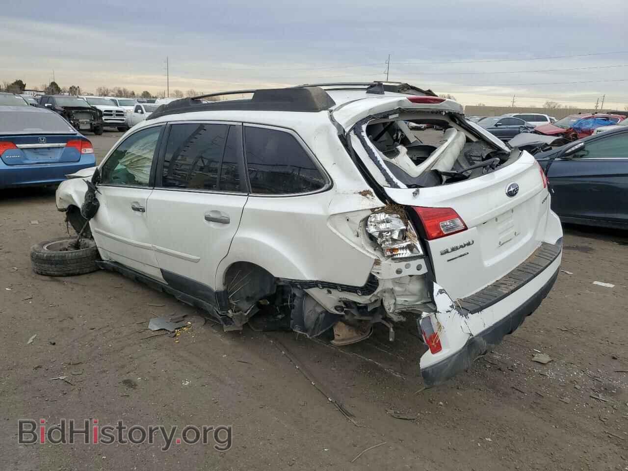 2014 SUBARU OUTBACK - VIN: 4S4BRCPC4E3322500 - Фото 2