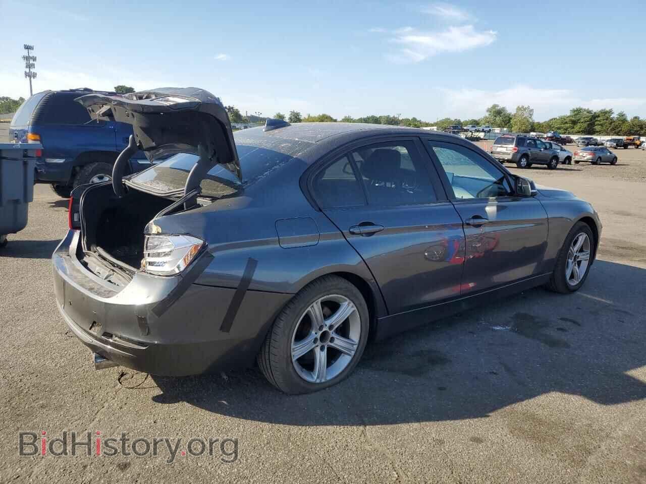 2013 BMW 3 SERIES - VIN: WBA3B3C50DF530825 - Фото 3