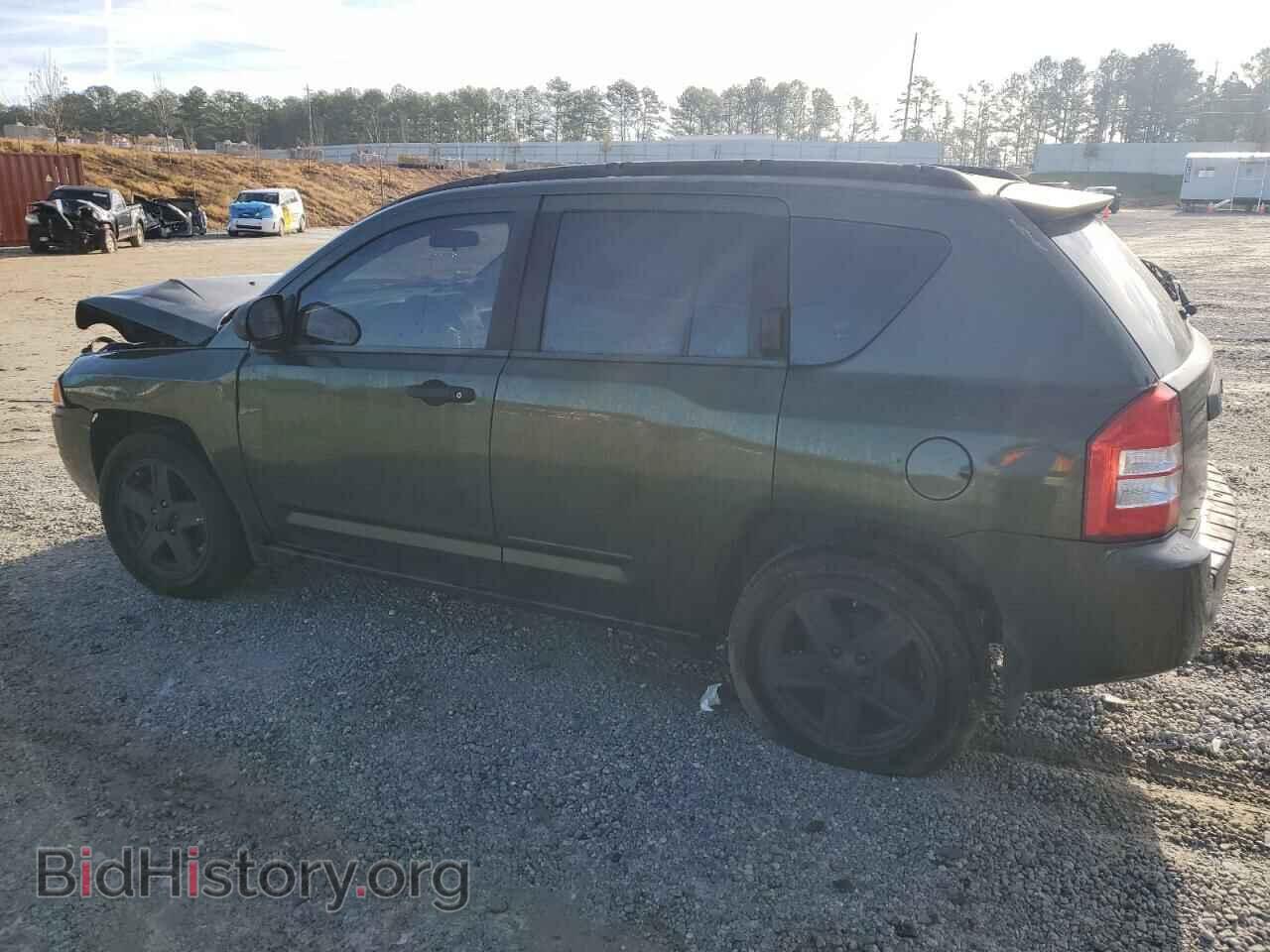 2009 JEEP COMPASS - VIN: 1J4FT47B19D133981 - Photo 2