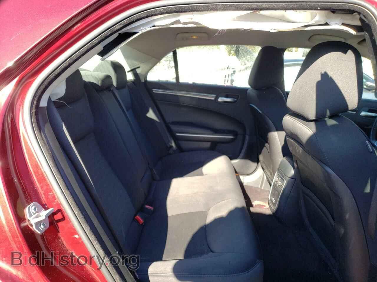 2018 CHRYSLER 300 - VIN: 2C3CCAAG1JH340779 - Фото 10