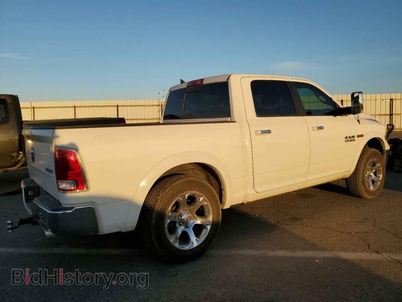 2018 RAM 1500 - VIN: 1C6RR7NM2JS354861 - Фото 3