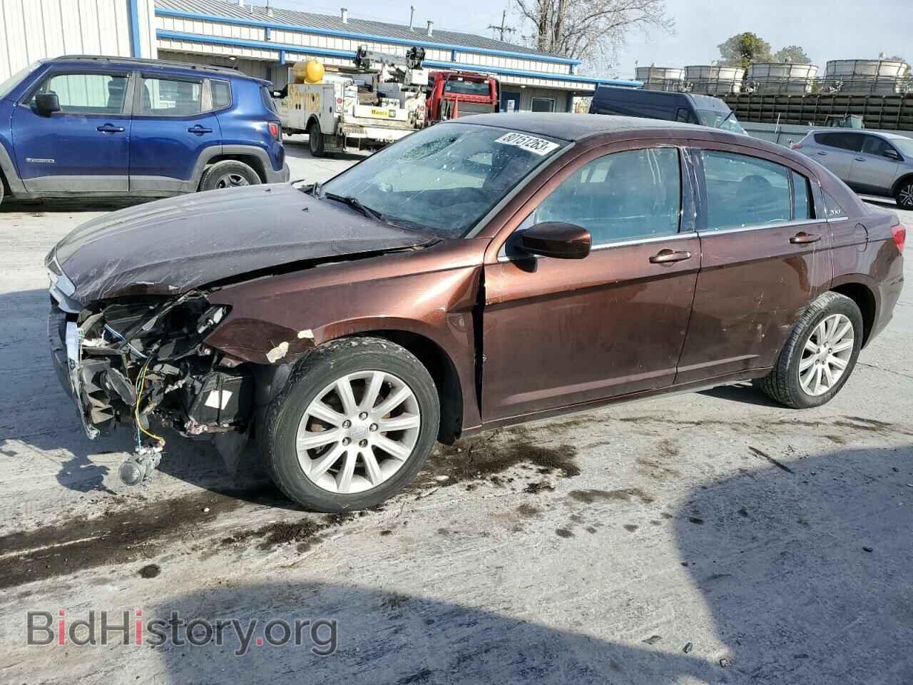 Фотография 1C3CCBBB1DN615135 - CHRYSLER 200 2013