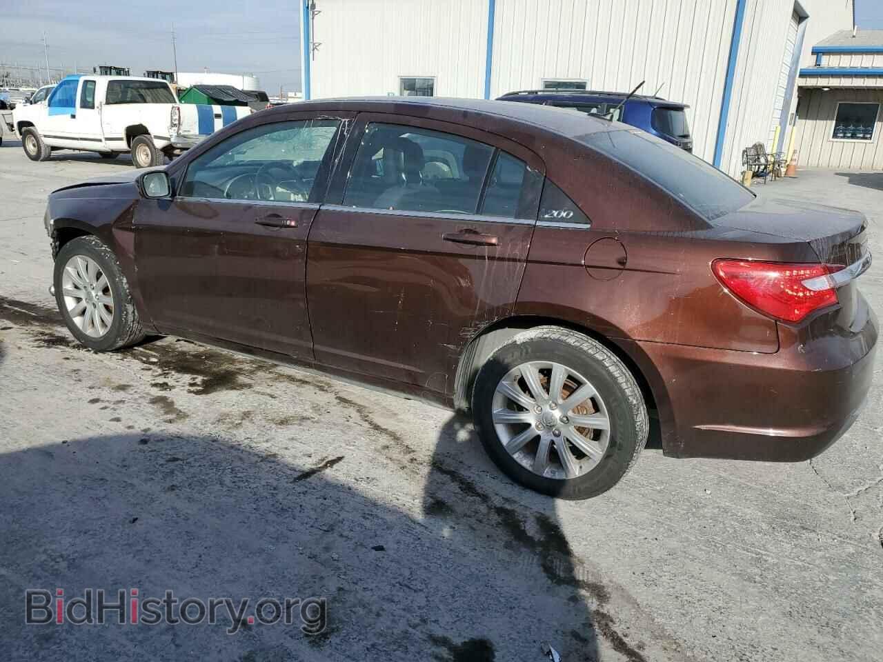 2013 CHRYSLER 200 - VIN: 1C3CCBBB1DN615135 - Фото 2