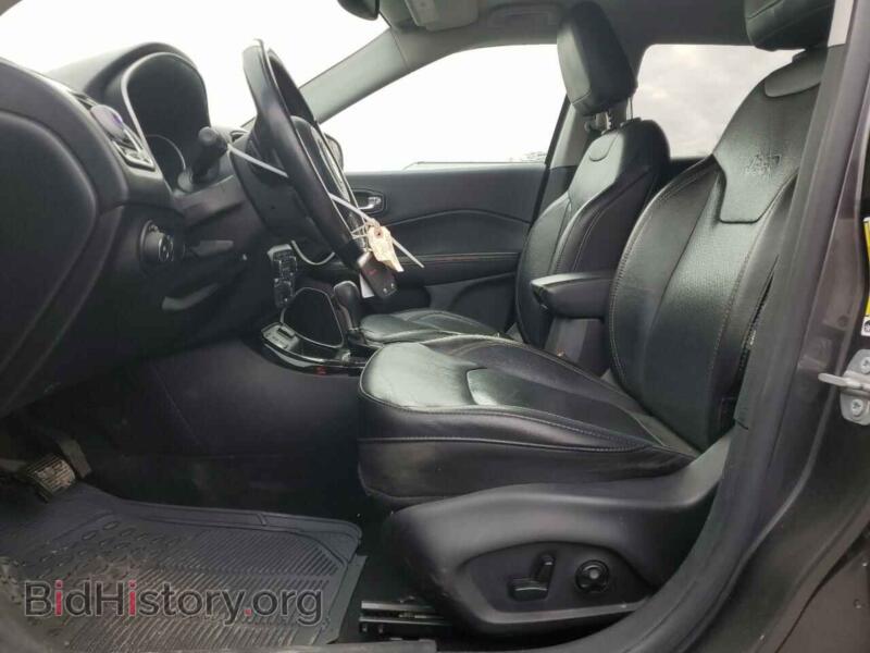 2020 Jeep COMPASS (VIN 3C4NJCCB6LT120975) — photo 7 of 14