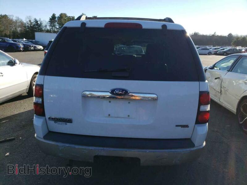 2006 Ford EXPLORER (VIN 1FMEU74E46UB68956) — photo 6 of 12