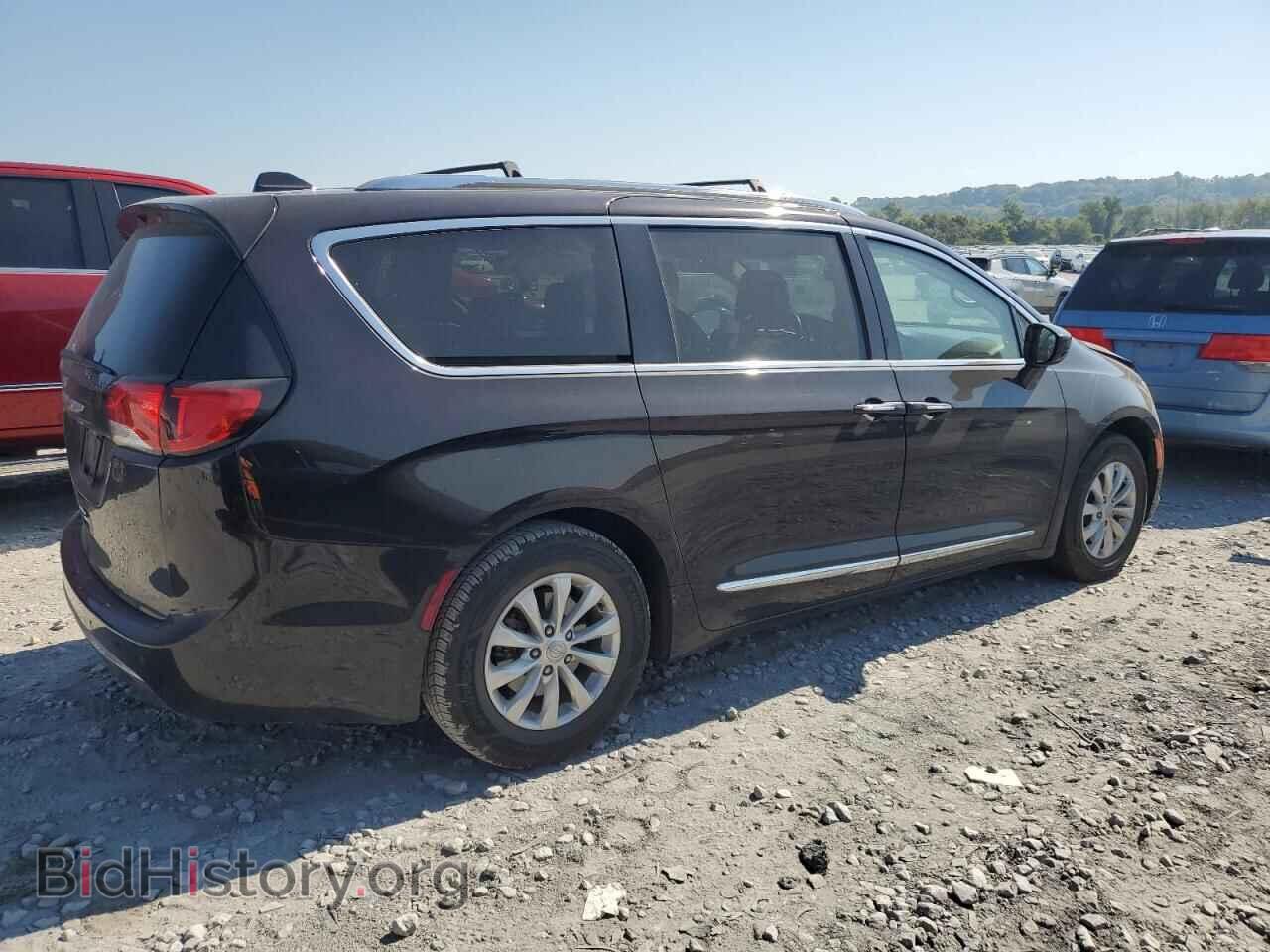 2019 CHRYSLER PACIFICA - VIN: 2C4RC1BG3KR613544 - Фото 3