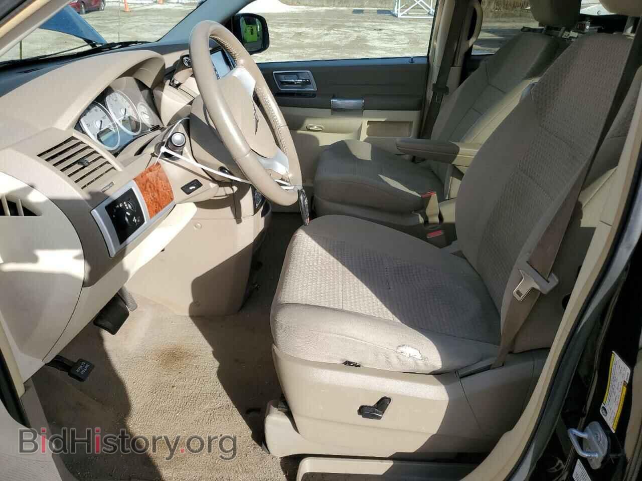 2008 CHRYSLER MINIVAN - VIN: 2A8HR54P68R634999 - Фото 7