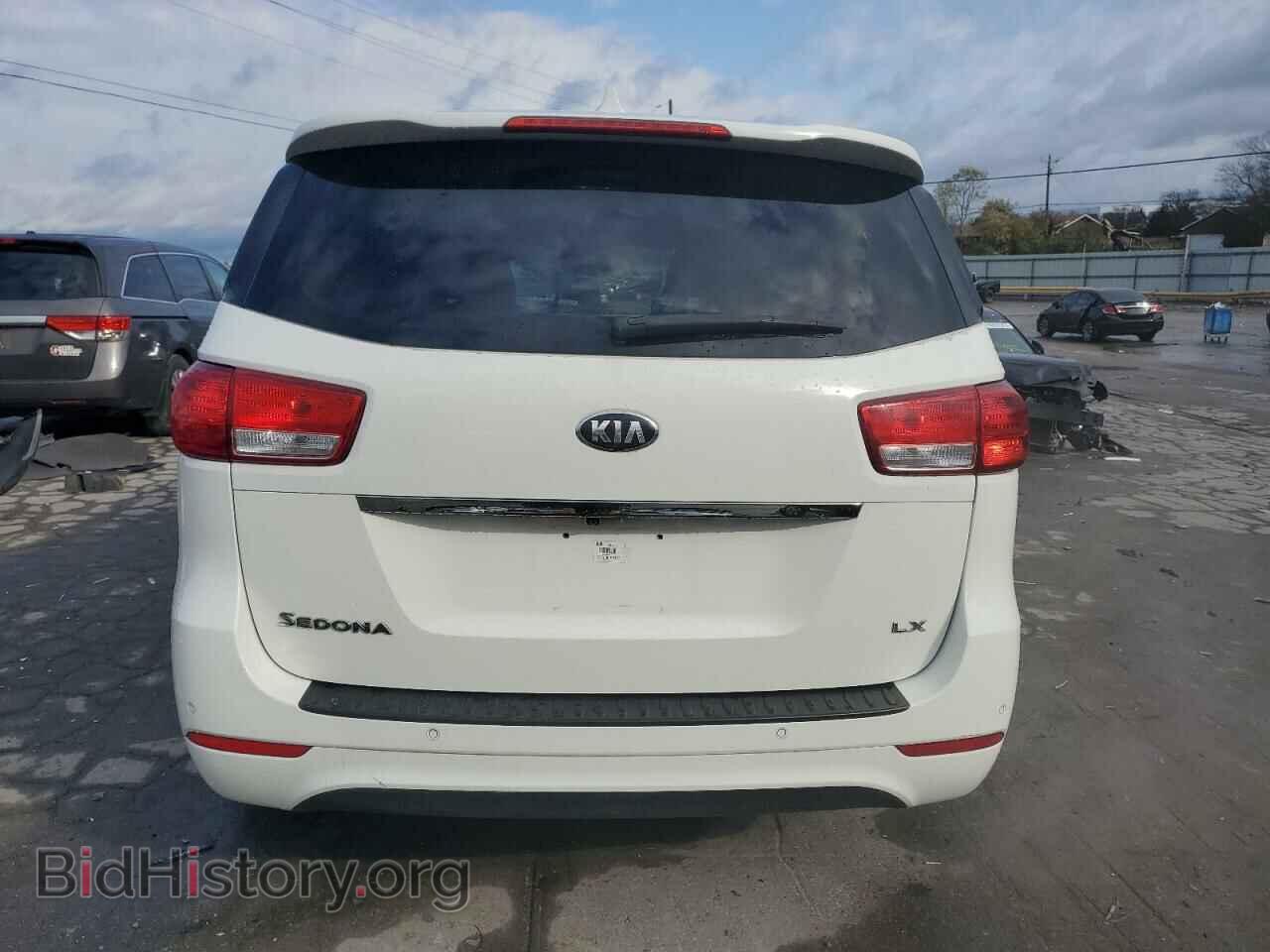 2017 KIA All Models - VIN: KNDMB5C19H6285822 - Фото 6