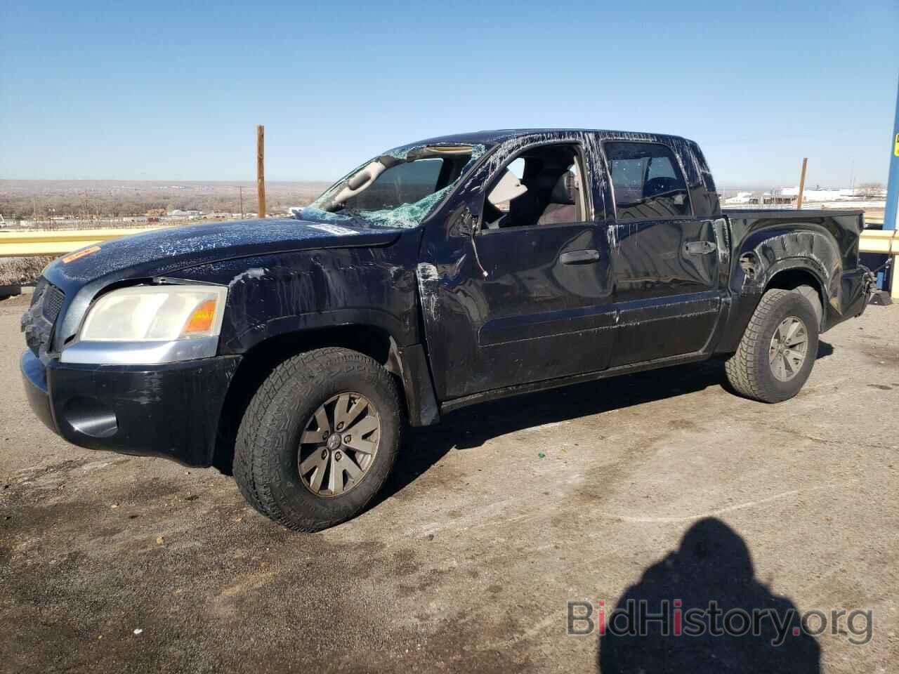 Photo 1Z7HC28K38S572681 - MITSUBISHI RAIDER 2008