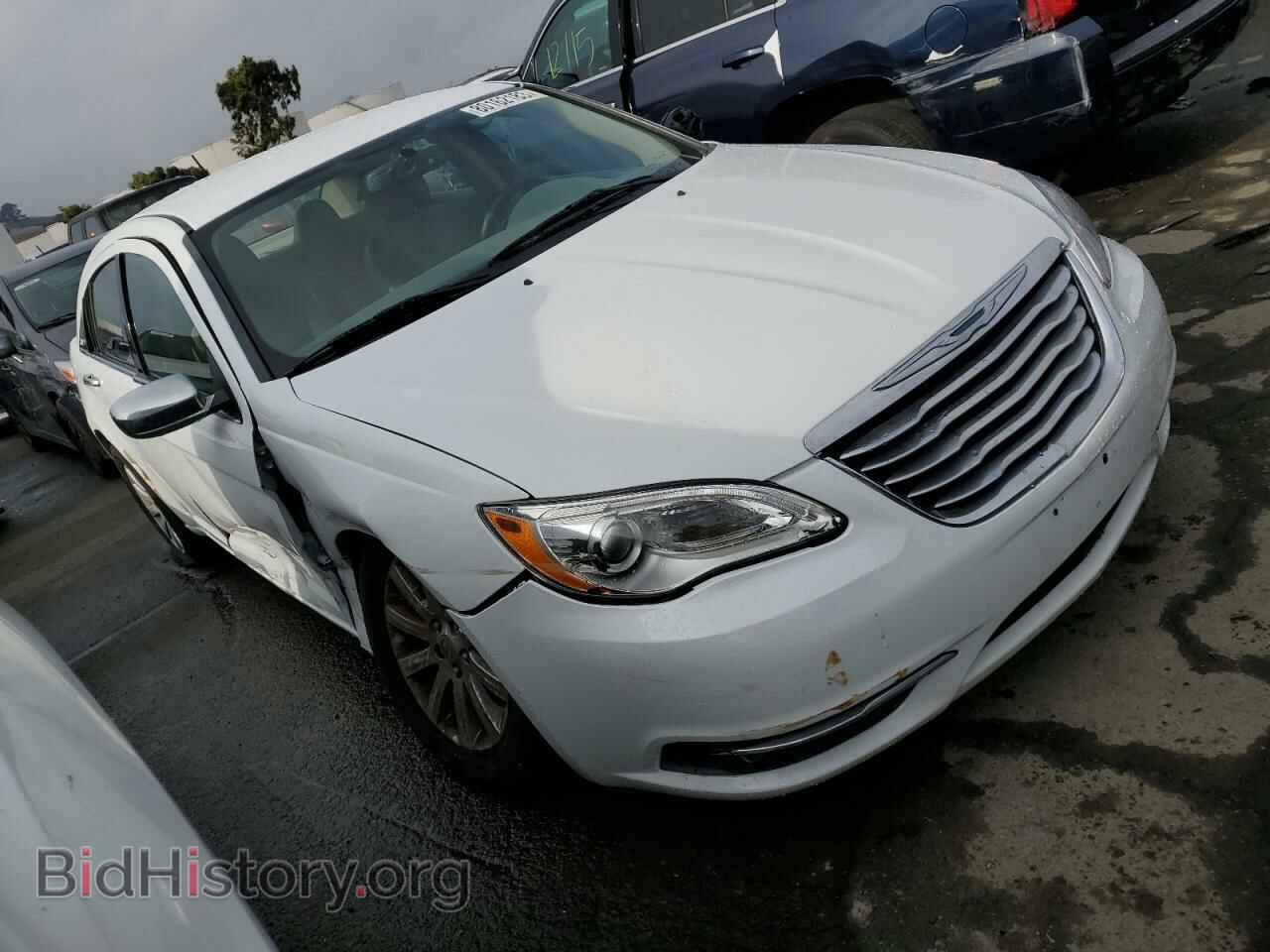 2013 CHRYSLER 200 - VIN: 1C3CCBCG4DN559864 - Фото 4