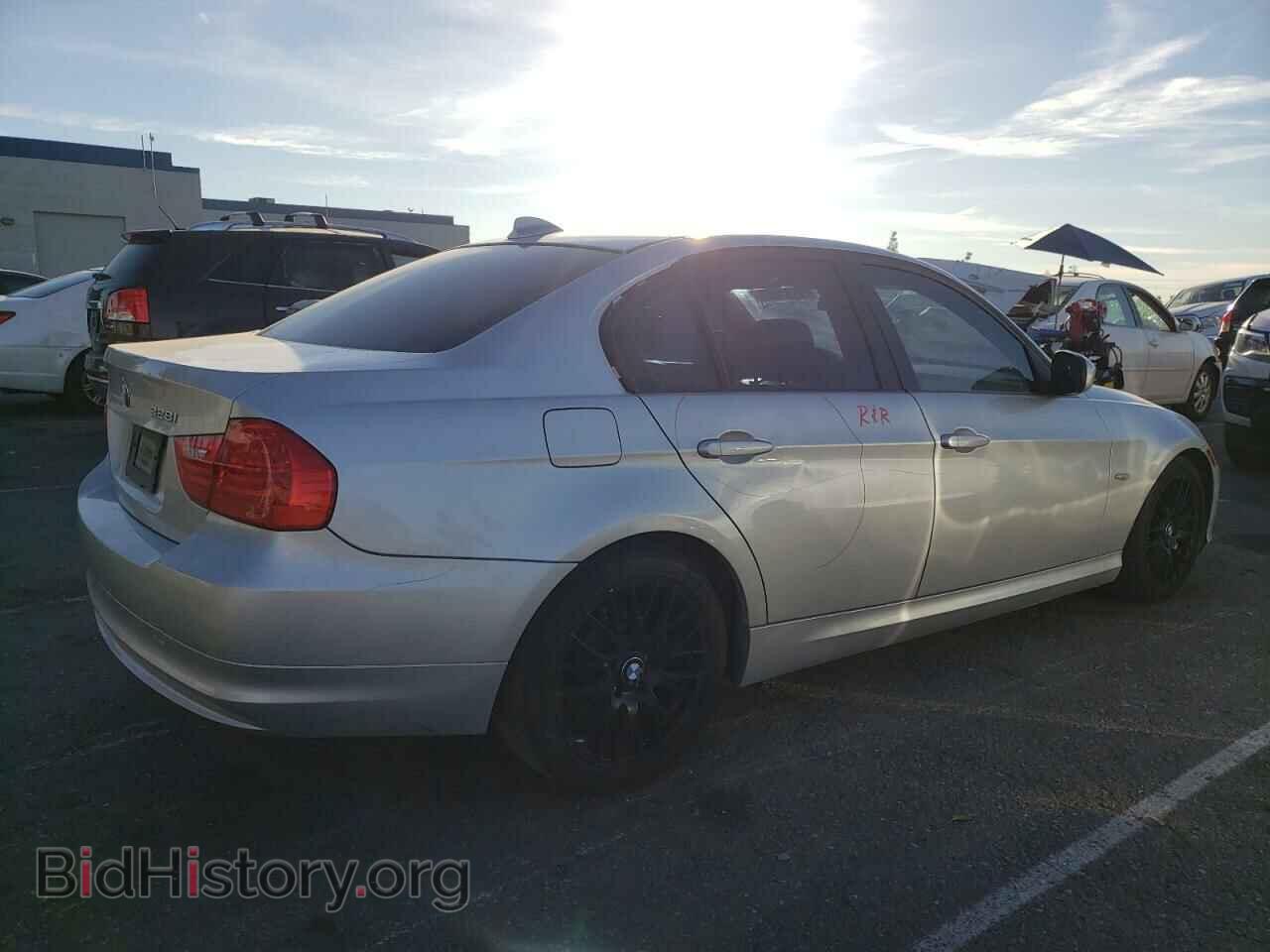 2011 BMW 3 SERIES - VIN: WBAPH5C57BA446975 - Фото 3