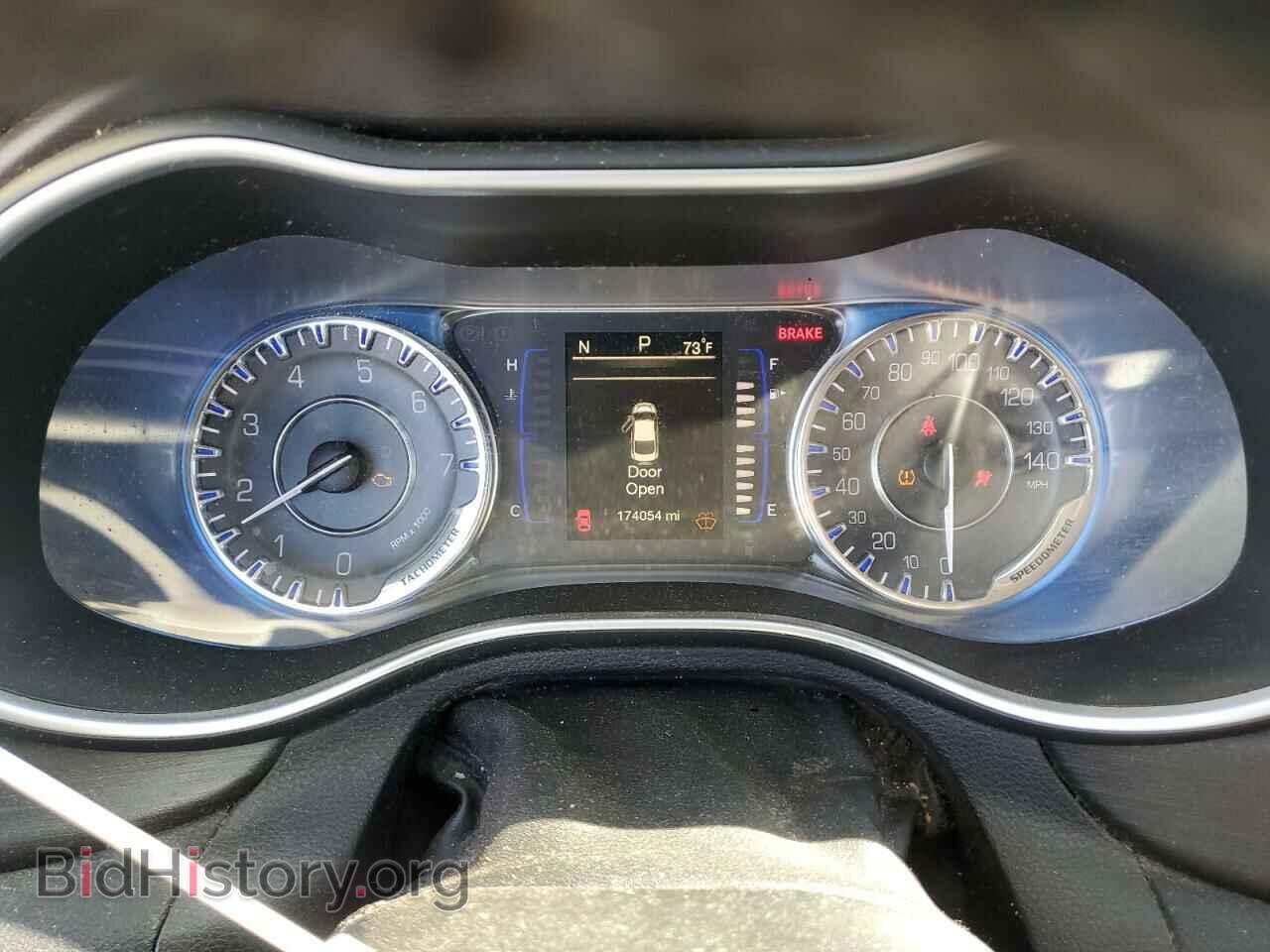 2016 CHRYSLER 200 - VIN: 1C3CCCAB8GN123987 - Фото 9