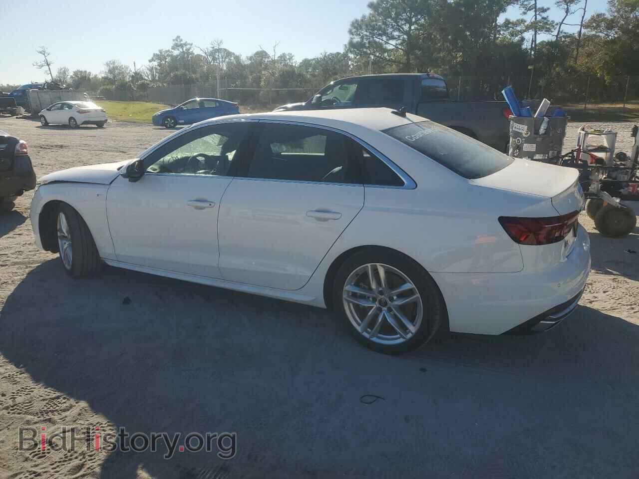 2024 AUDI A4 - VIN: WAUEAAF49RN010560 - Фото 2