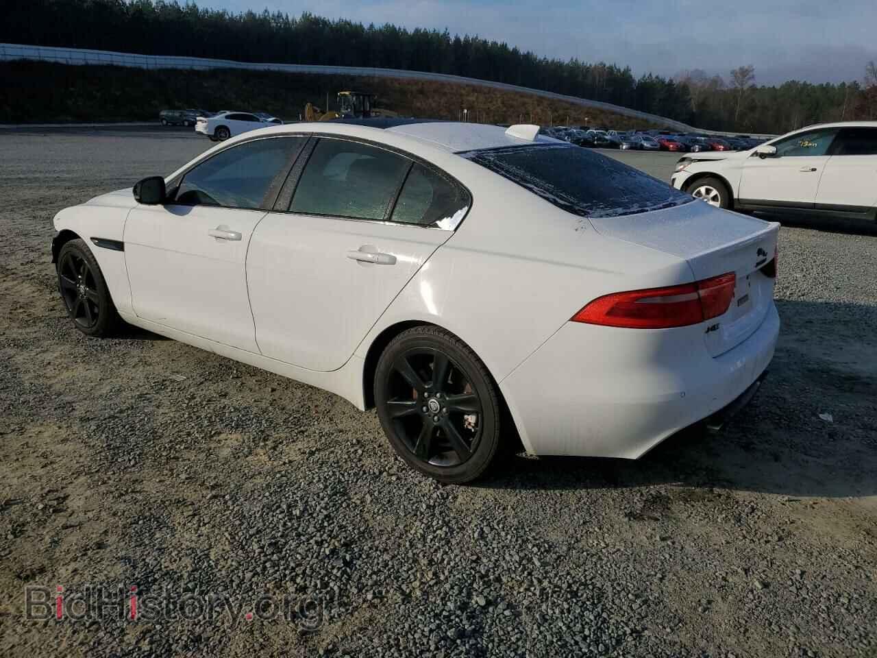2017 JAGUAR XE - VIN: SAJAE4BG7HA964643 - Фото 2