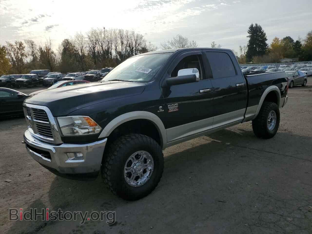 Photo 3D73Y3CL6BG609062 - DODGE All Models 2011