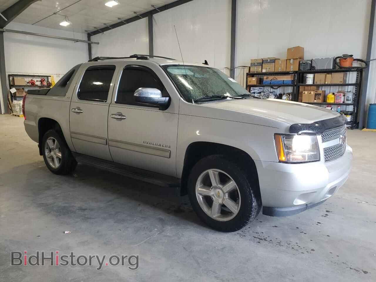 2011 CHEVROLET AVALANCHE - VIN: 3GNMCEE03BG111100 - Фото 4